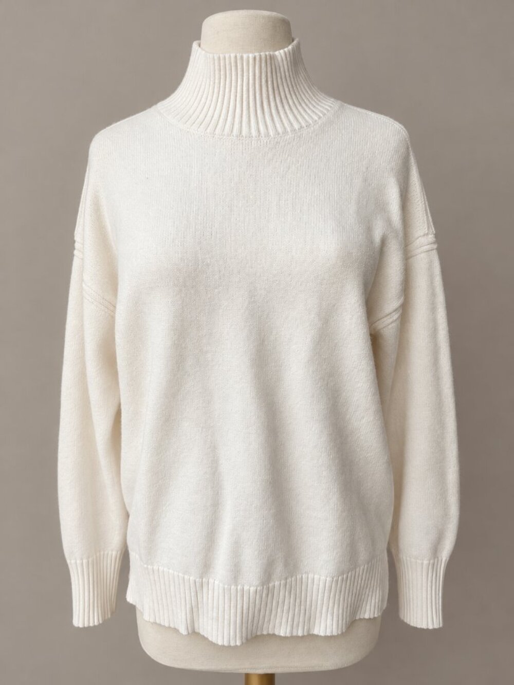 Magaschoni Ivory Turtleneck Sweater Women’s S Soft Knit Oversized